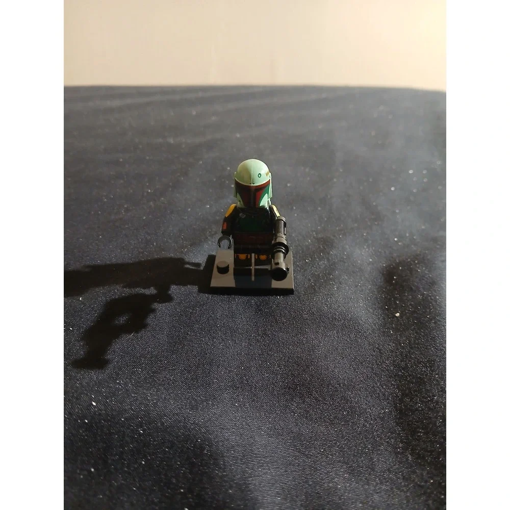 Lego Star Wars Boba Fett Minifigure with Jetpack and Blaster Rifle sw0002